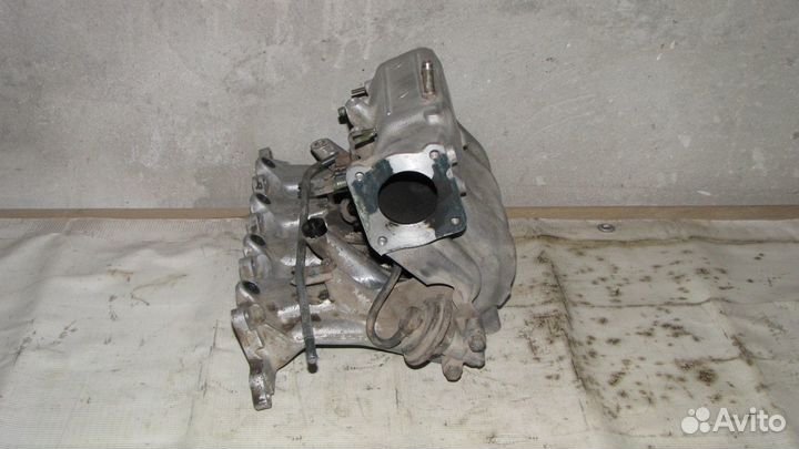 Коллектор впускной Митсубиси Каризма