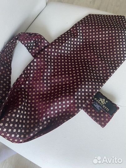 Толстый галстук