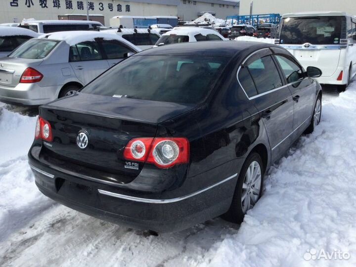 Патрубок системы охлаждения Vw Passat B6 3.2 2007