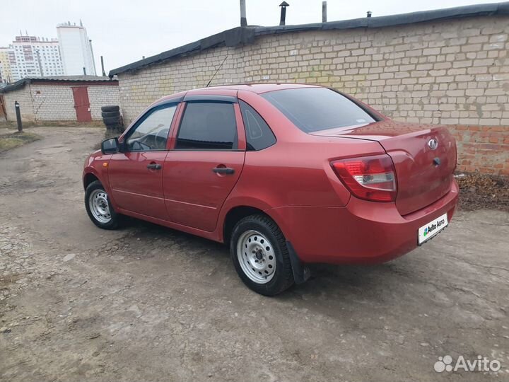 LADA Granta 1.6 МТ, 2012, 198 000 км