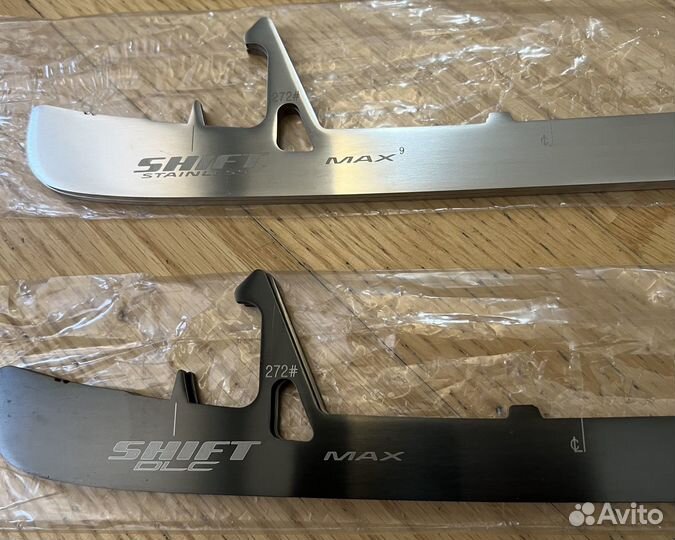 Лезвия, стаканы и языки хоккейные True