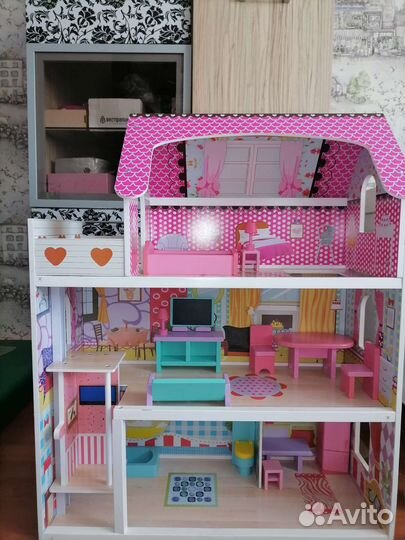 Домик кукольный