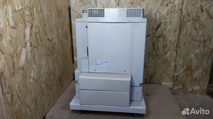 HP Color LaserJet 5550dtn Б/у, рабочий