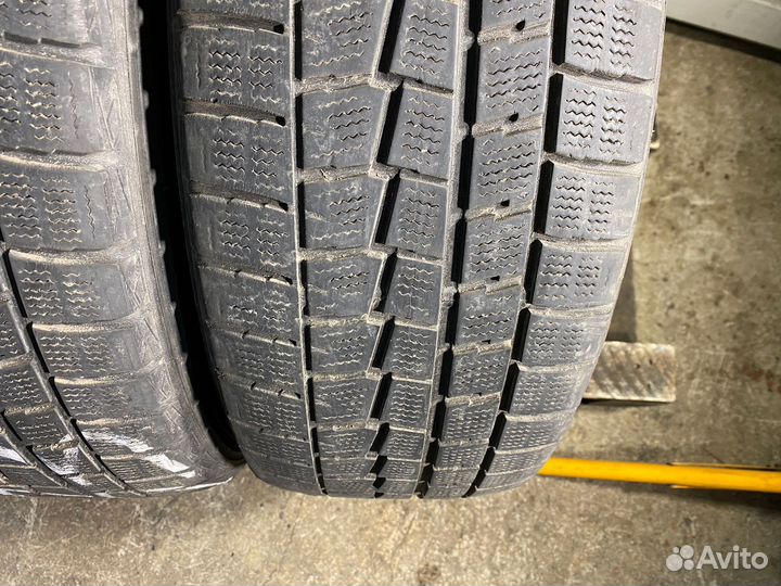 Dunlop Winter Maxx WM01 215/60 R16 95Q