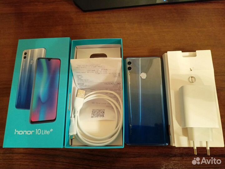 HONOR 10 Lite, 3/32 ГБ