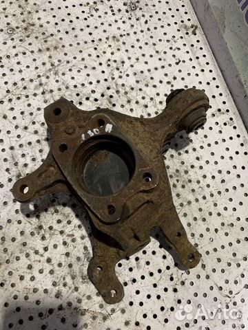 Кулак задний правый Hyundai i30