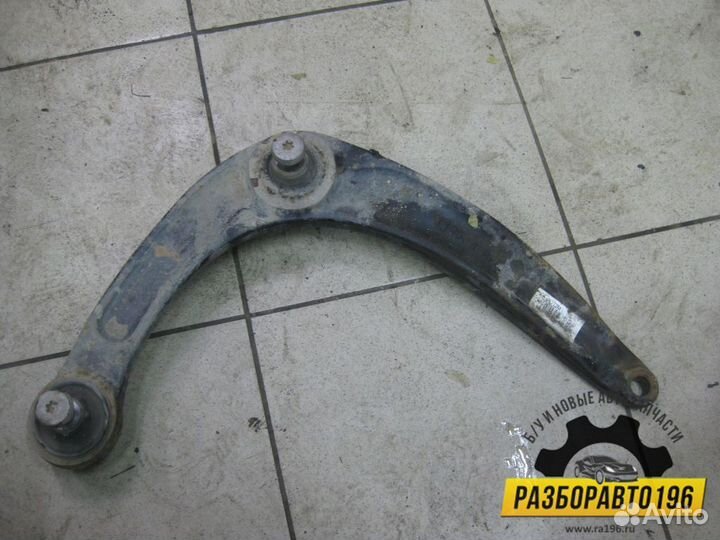 Рычаг передний правый Citroen C4 II 2011 (3521R3)