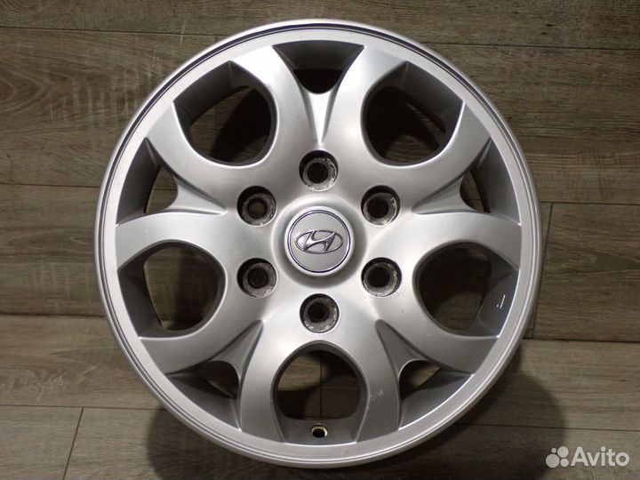 Оригинальные диски на Hyundai starex R16 2к