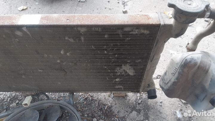 Продам радиатор с вентилятором