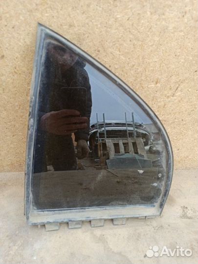 Стекло кузовное глухое заднее левое Lifan Solano