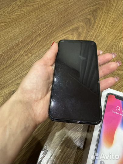 iPhone X, 64 ГБ