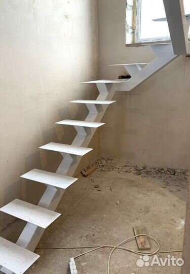 Металлические конструкции для лестниц