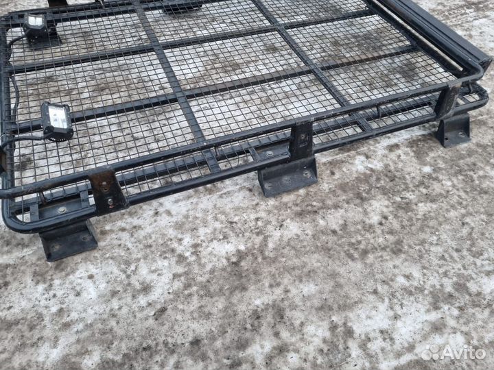 Багажник на крышу