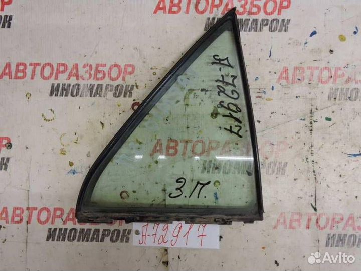 Стекло двери задней правой форточка Toyota Corona