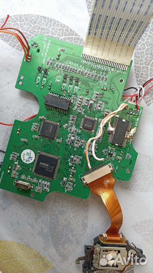 Запчасти от магнитолы