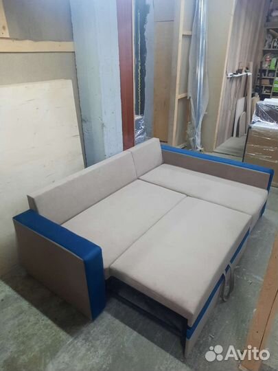 Угловой диван