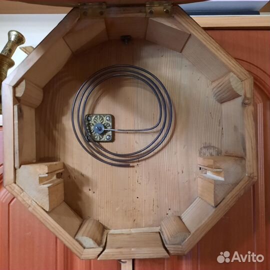 Часы настенные старинные с боем