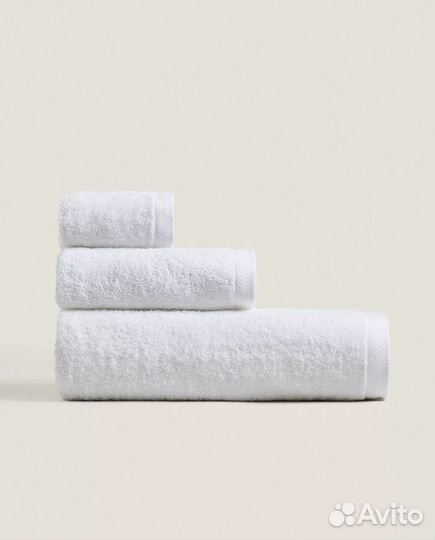 Полотенце белого цвета Zara home