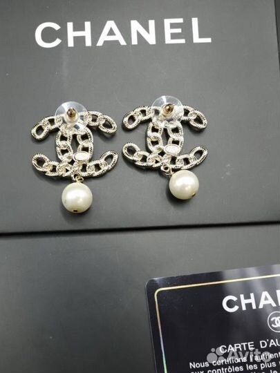 Серьги Chanel