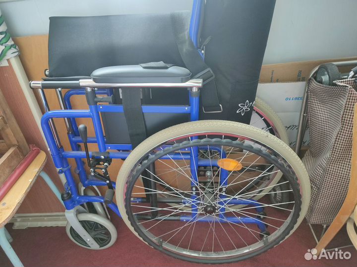 Инвалидное кресло-коляска Армед H040