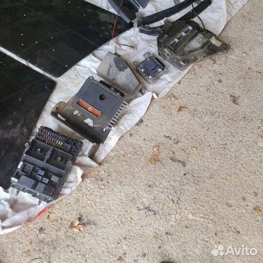 Блок предохранитель на гранд чероки 2