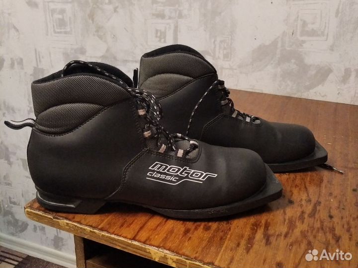 Лыжные ботинки разных брендов