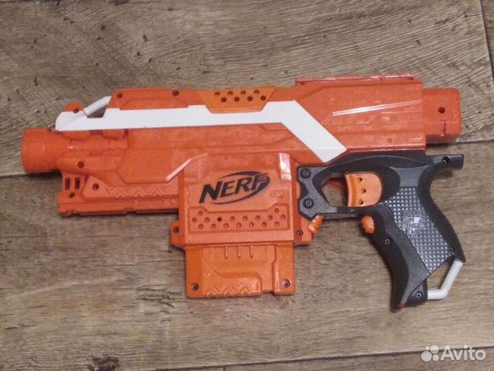 Бластер nerf