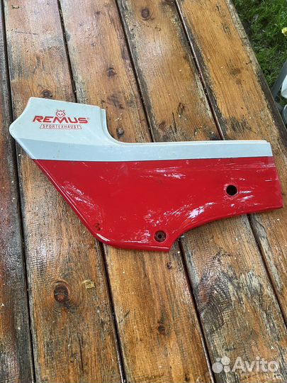 Пластик боковой Kawasaki gpz 400