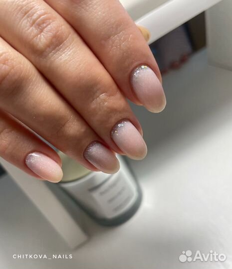 Маникюр и педикюр в Центре