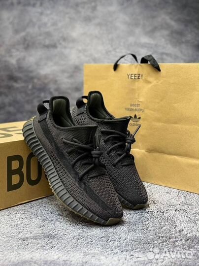 Кроссовки Adidas Yeezy Boost 350 V2