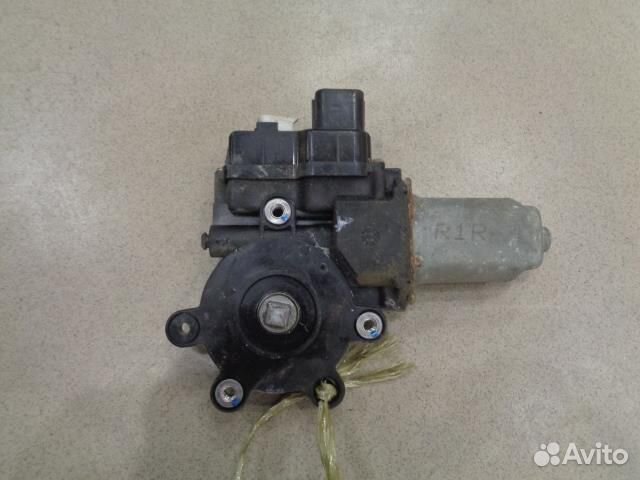 Моторчик стеклоподъемника задний левый Mitsubishi