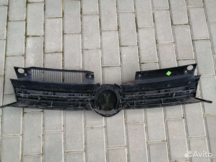 Решетка Радиатора Гольф 6 в сборе