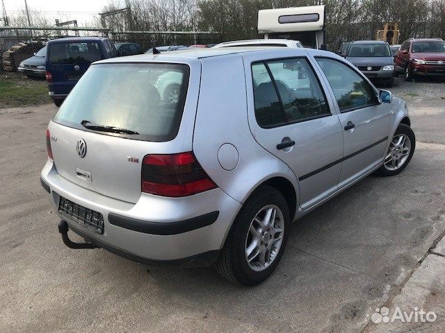 Разбор на запчасти Volkswagen Golf 4