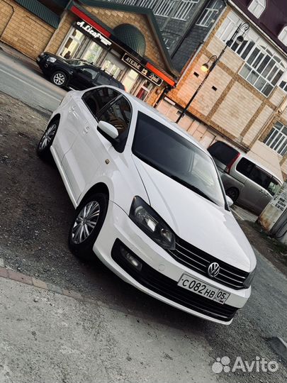 Капот на volkswagen Поло 2016