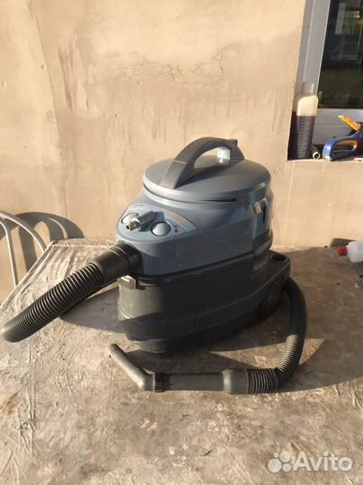 Пылесос Philips 1400