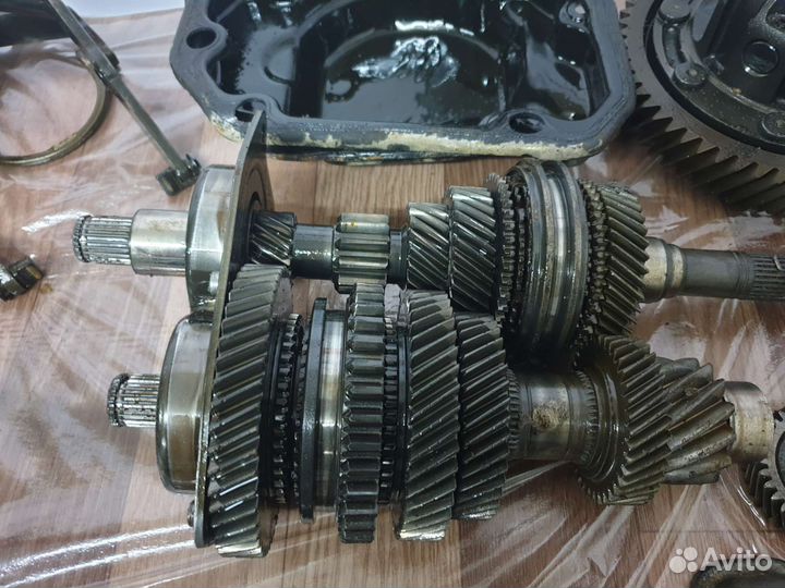 Запчасти на МКПП Volkswagen Jetta 6