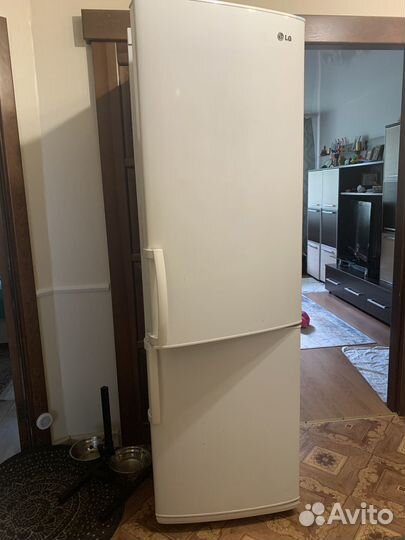 Холодильник бу lg
