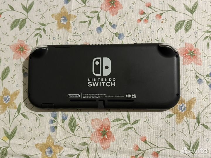 Nintendo switch lite прошитая с играми