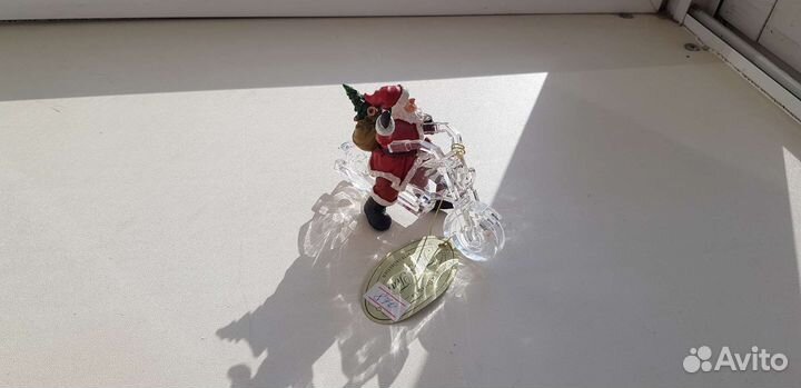 Санта на мотоцикле