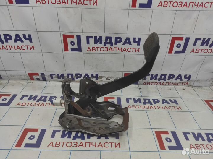 Педаль тормоза Toyota Camry (XV40) 47101-33100