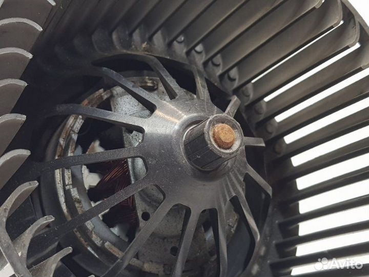 Мотор печки Ford Focus 3 1.5 M8DB ecoboost 2015