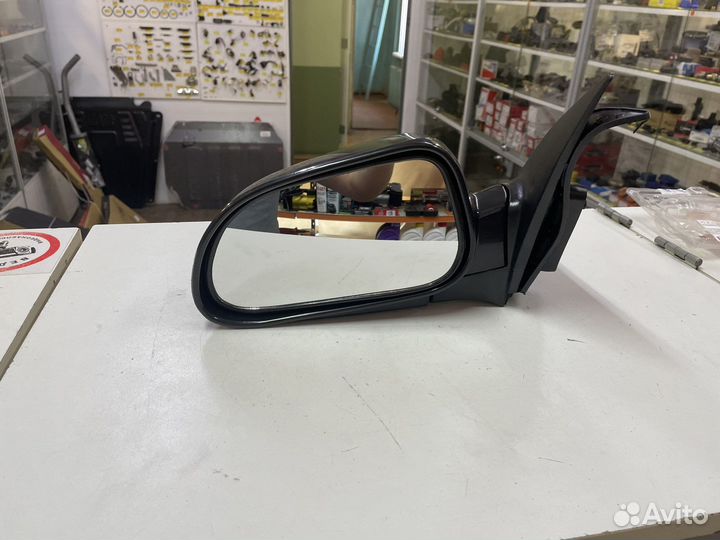 Левое зеркало Chevrolet lacetti