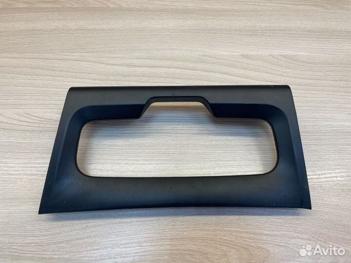 Накладка центральной консоли LADA X-Ray Cross