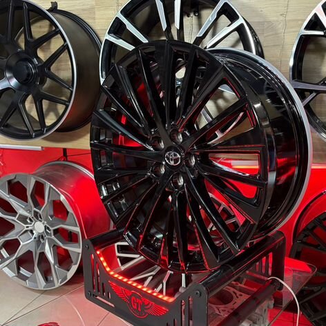 Литые диски Toyota 8×R20 5×114.3