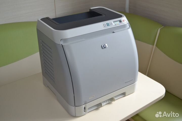 HP Color LaserJet 2605 (Цветной лазерный принтер)