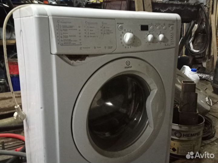 Стиральная машина indesit