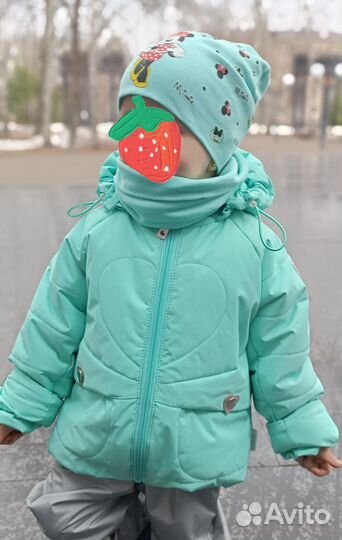 Куртка на девочку 92