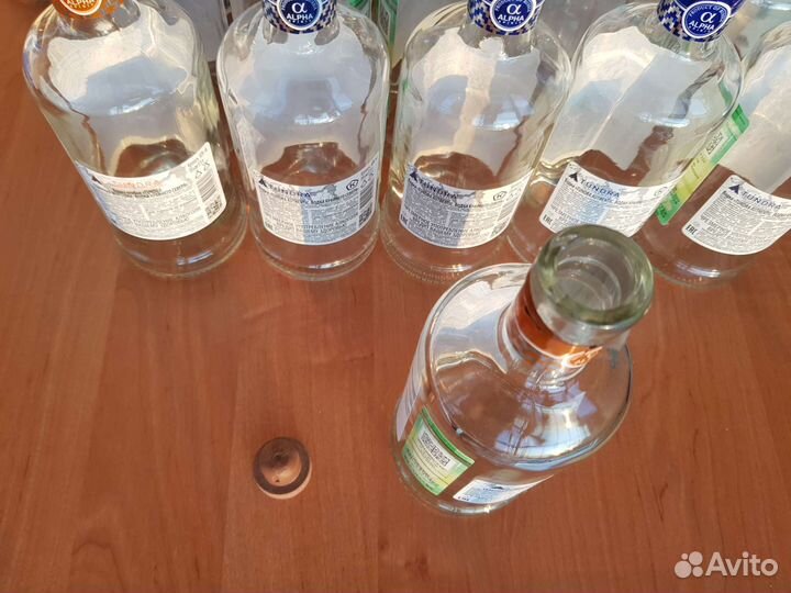 Бутылка стеклянная 0.5л. с пробкой