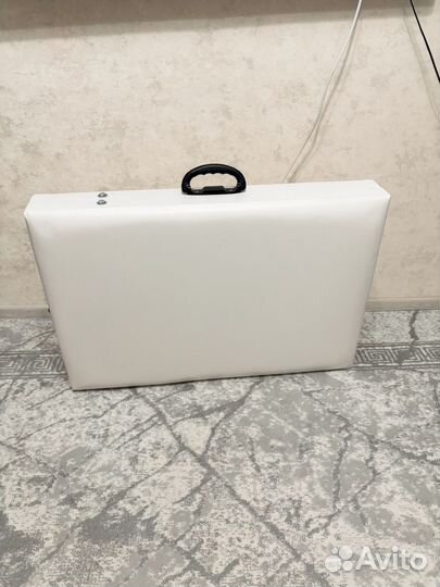 Кушетка для наращивания ресниц