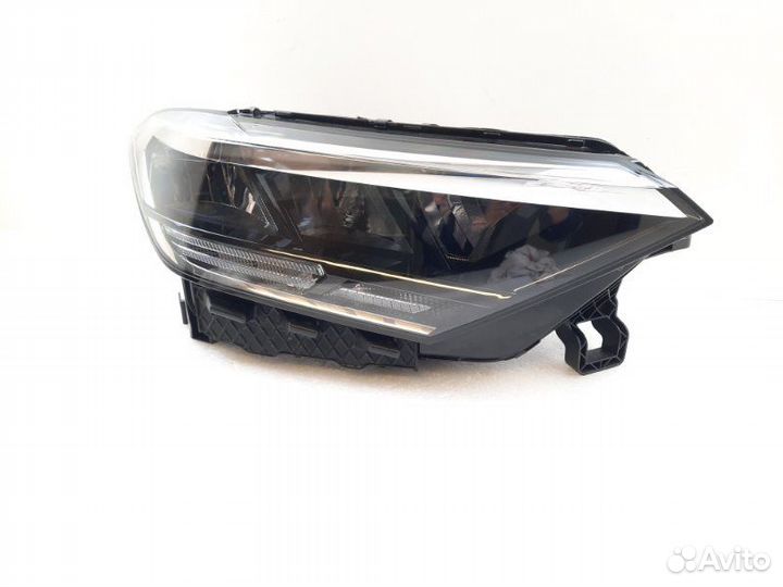 Фара правая Volkswagen Polo 6 2020-2022